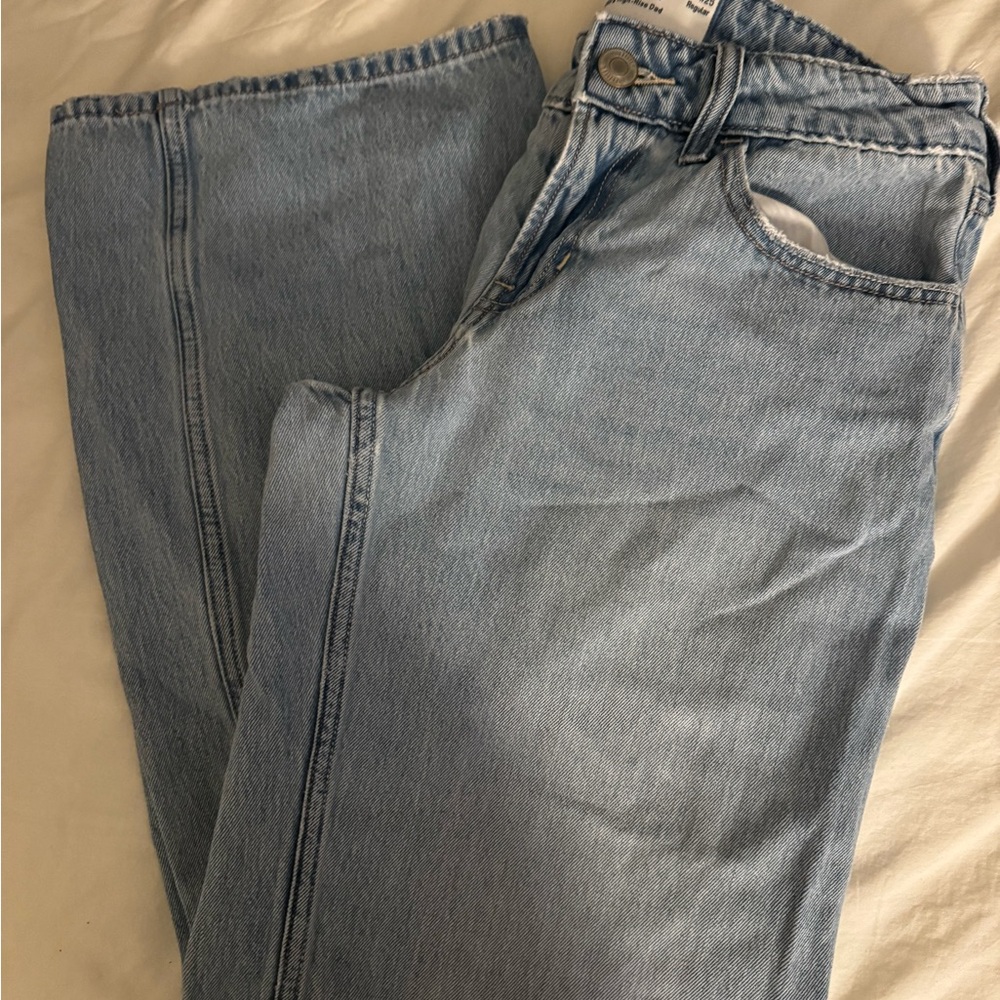 Hollister Women's Light Blue Straight Jeans